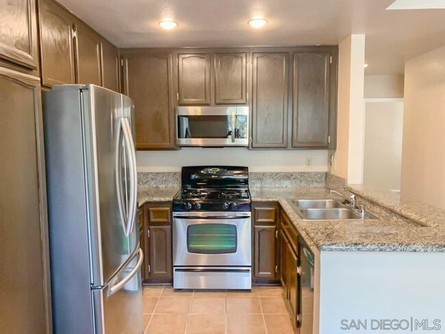 Building Photo - 11510 Caminito La Bar