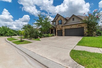 Building Photo - 19403 Trinity River Dr