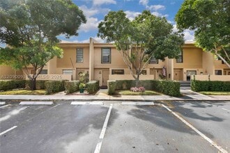 Building Photo - 1440 NW 97th Terrace