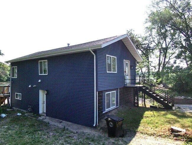 Foto del edificio - 5801 Juniper Ave