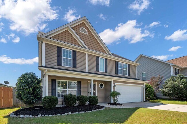 Building Photo - 3 Bedroom 2.5 Bath in Fuquay Varina