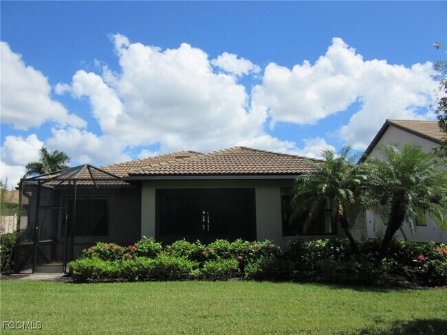 Foto del edificio - 14589 Laguna Dr