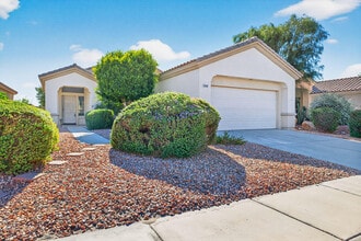 Building Photo - 37690 Turnberry Isle Dr