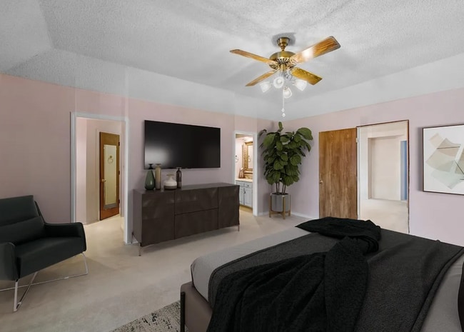 Building Photo - 2120 Charolais Way