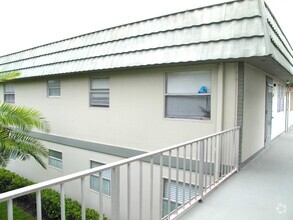 Building Photo - 376 Flanders Dr