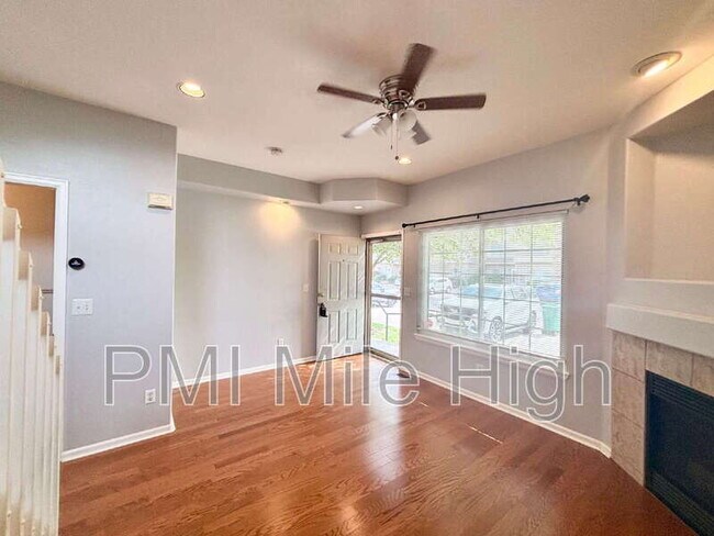 Building Photo - 3005 W 107th Pl