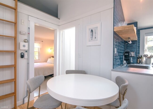 Foto del edificio - 2 br, 1 bath House - 23 Cherrystone Road