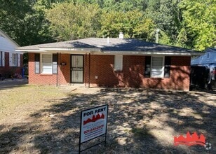 Building Photo - 1727 Mary Dr