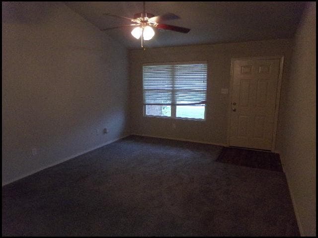 Foto del edificio - 6097 Saddle Hill Dr