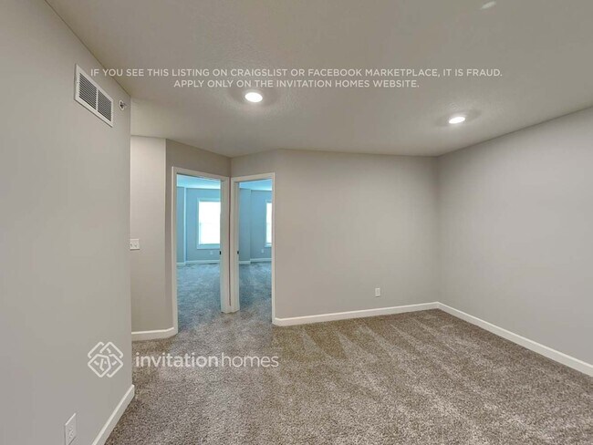 Building Photo - 10916 Zest St NE
