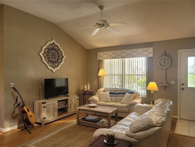 Building Photo - 1317 Jimenez Ct