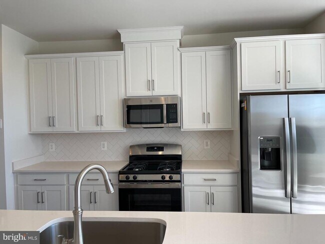 Foto del edificio - 127 Wake Robin Ct