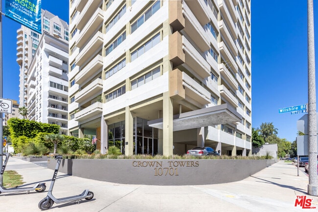 Building Photo - 10701 Wilshire Blvd