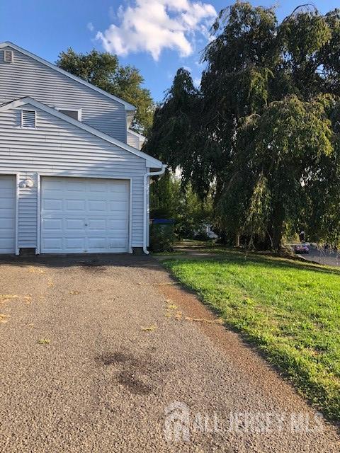 Building Photo - 19 Jill Ct