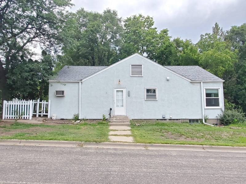 4000 Yates Ave N Unit 2, Minneapolis, MN 55422 Room for Rent in