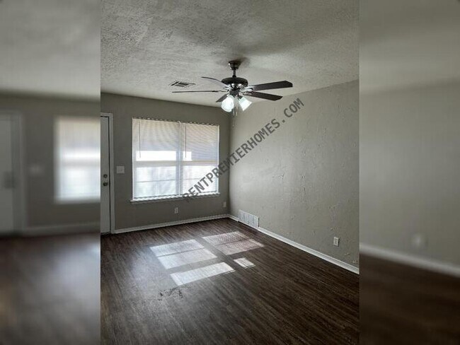 Foto del edificio - 205 NW 81st St
