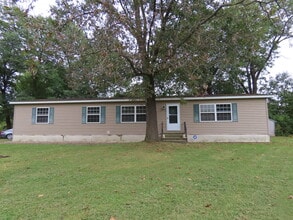 Building Photo - 2968 N 2659th Rd