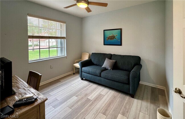 Foto del edificio - 8831 W Forest Ln