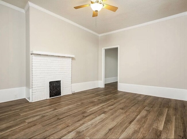 Building Photo - 1612 14th Ave