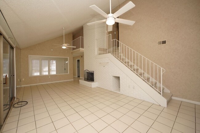 Foto del edificio - A Mile West of Hurlburt