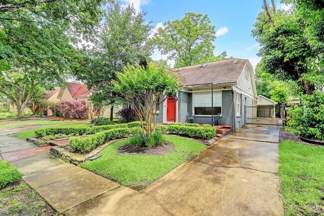 Building Photo - 1912 Lexington St
