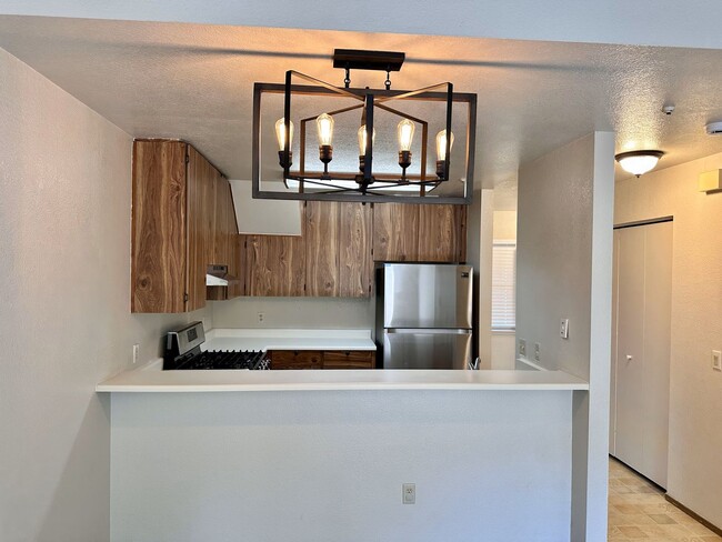 Foto del edificio - 2 Bedroom, 2 Bath Condo