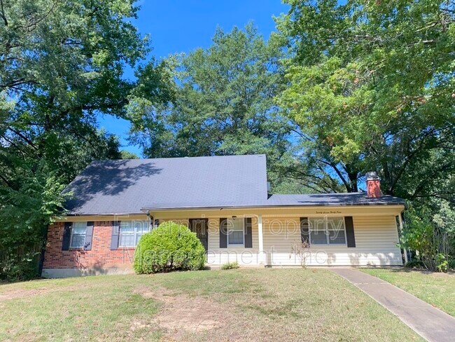 Building Photo - 2739 N Star Dr