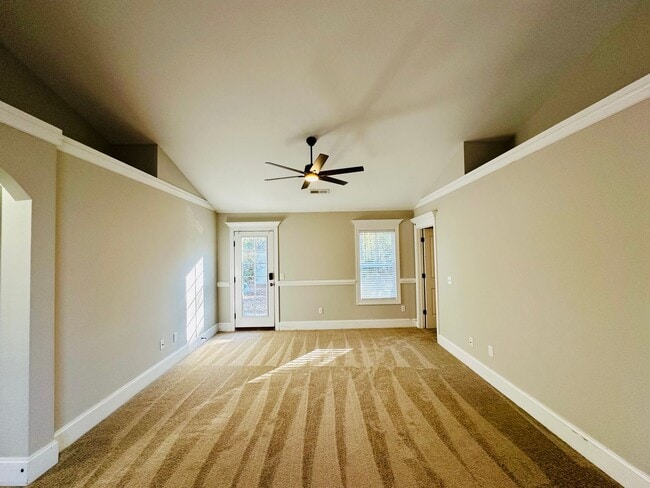 Photo - KINGS GRANT - Three bedroom/two bathroom home located within minutes to I40, MLK Parkway and Down...