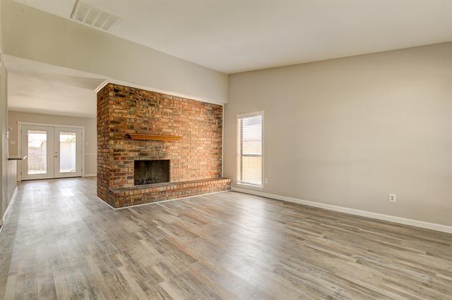 Foto del edificio - 7200 Whitewood Dr
