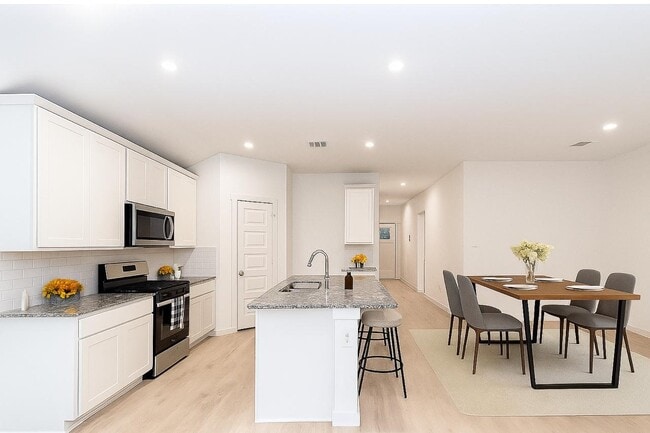 Foto del edificio - 1630 Fleetwood Xing