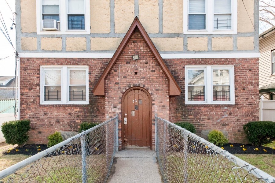 Building Photo - 92 Union Pl