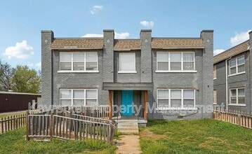 Building Photo - 2325 NW 12th St