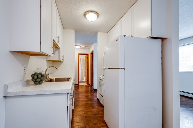 2600 Bryant Avenue S - 1BR, 1BA - 550SF - Unit 1 Kitchen - 2600 Bryant