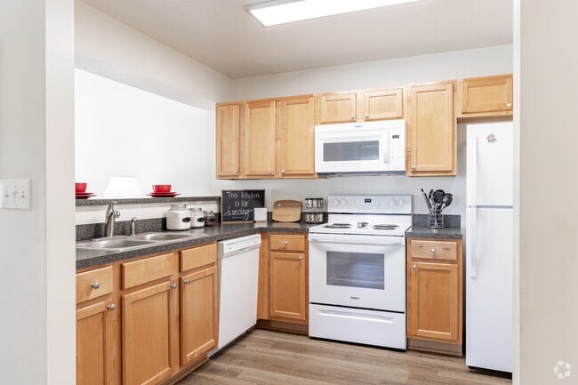 The Monroe- 2BR, 2BA - Grand Vistas Apartments