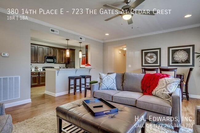 Building Photo - 380 14th Pl E