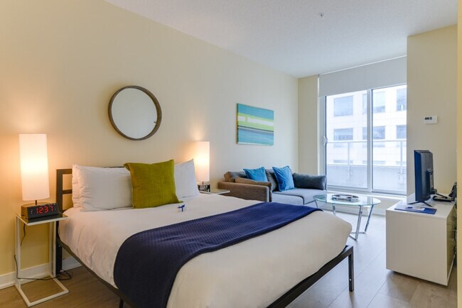 Photo du bâtiment - 217 Adelaide St W