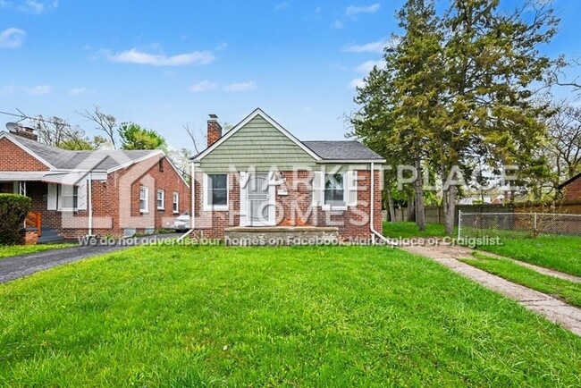 Building Photo - 18276 Oakfield Ave