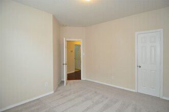 Building Photo - 20179 Royal Orchard Dr