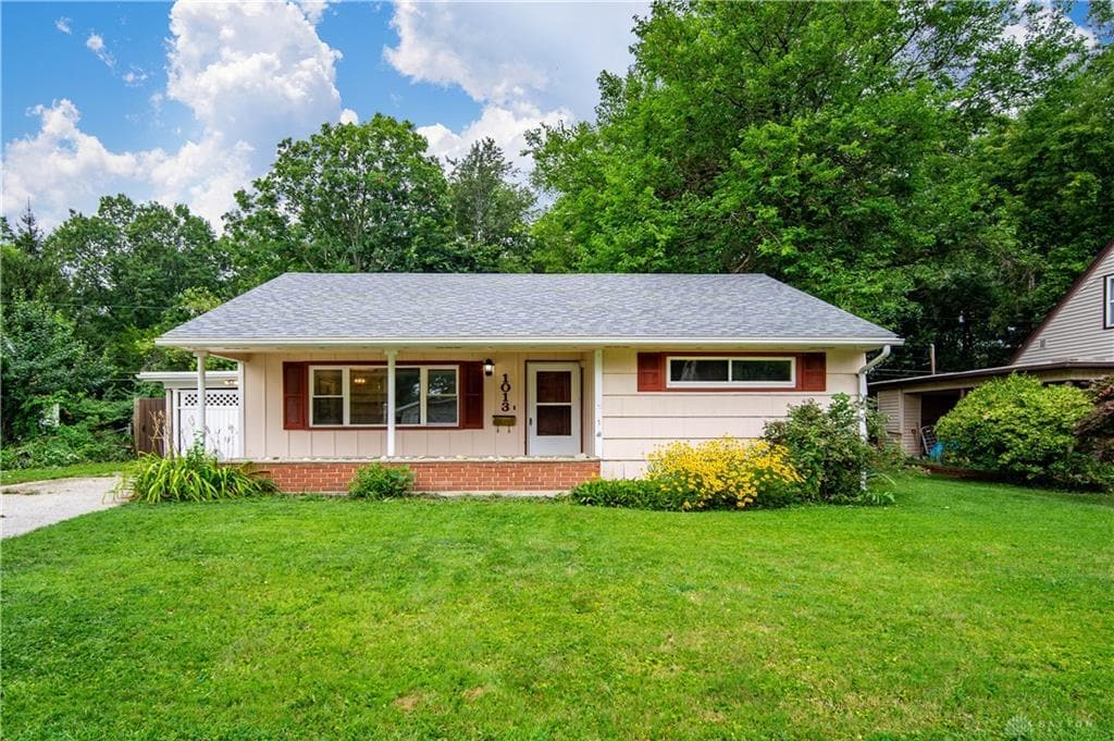 1013 Mendota Ct, Dayton, OH 45420 House Rental in Dayton, OH