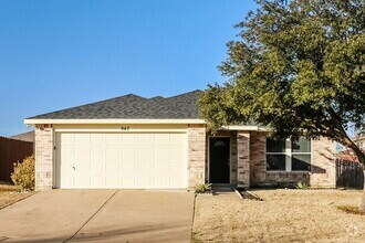 Building Photo - 947 Medina Dr