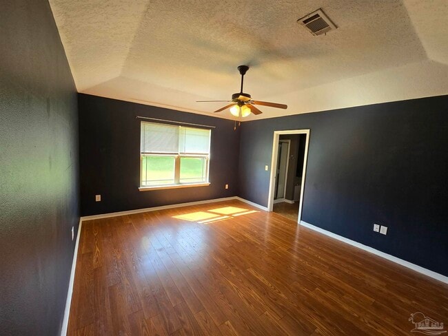 Building Photo - 2320 Badger Cir