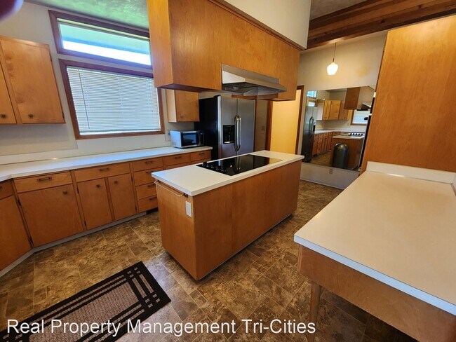 Foto del edificio - 3 br, 2.5 bath House - 305 N. Quincy Pl