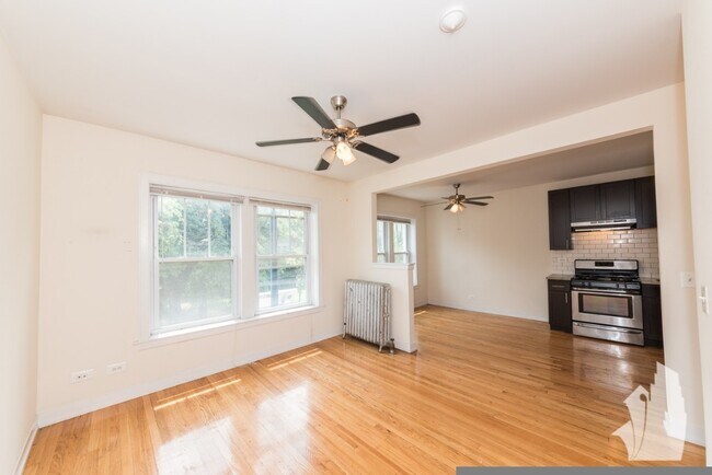 Foto del edificio - 2010 W Foster Ave