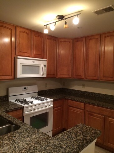 Kitchen - 45462 Westmeath Way