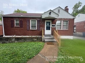 Building Photo - 304 Newell Dr