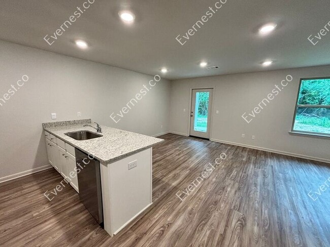 Building Photo - 171 Northgate Dr
