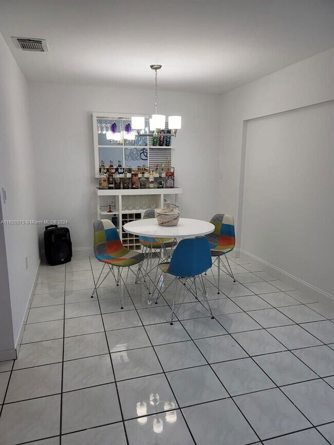 Foto del edificio - 609 SW 87th Pl