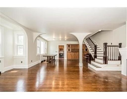 Primary Photo - 400 W Elm St