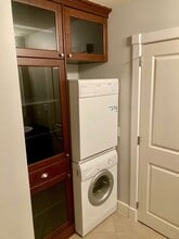 Building Photo - 415 22nd St