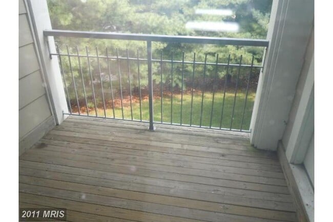 Building Photo - 3 Bedroom Condo Located In The Kentlands